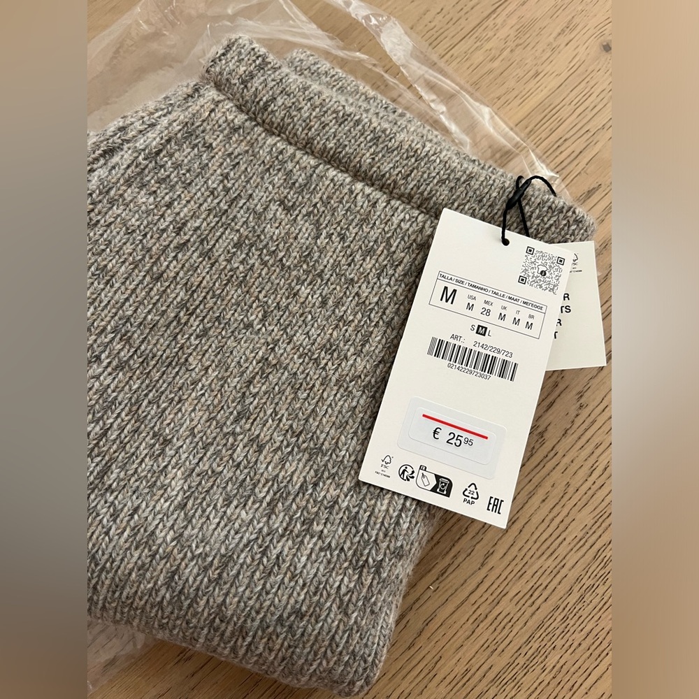 Zara Sweater skirt -NWT SIZE M